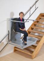 Plateforme oblique Ascendor pour fauteuil roulant 